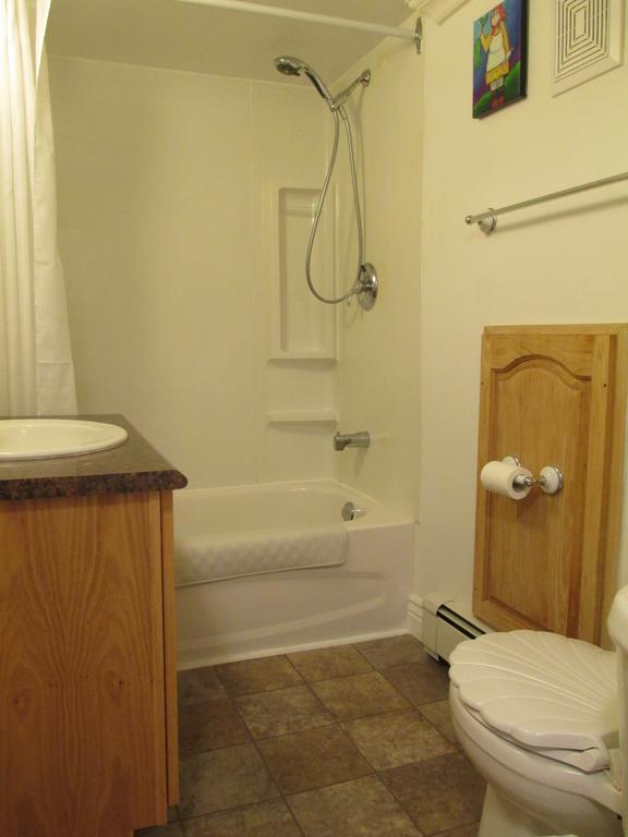 Holyrood Comerford'S Ocean View Suites חדר תמונה
